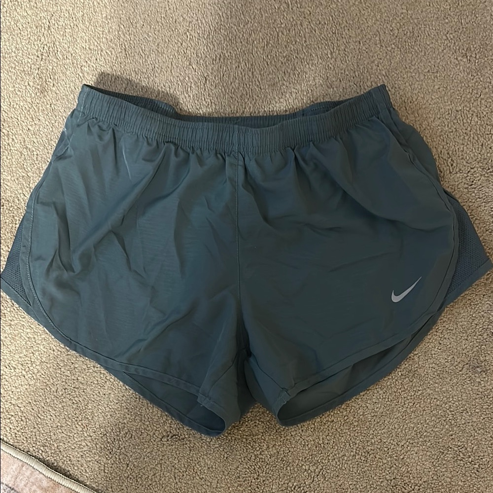 Nike Gray Athletic Shorts Lightweight Performance